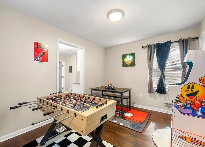 Rose\'S Lair In Atlanta