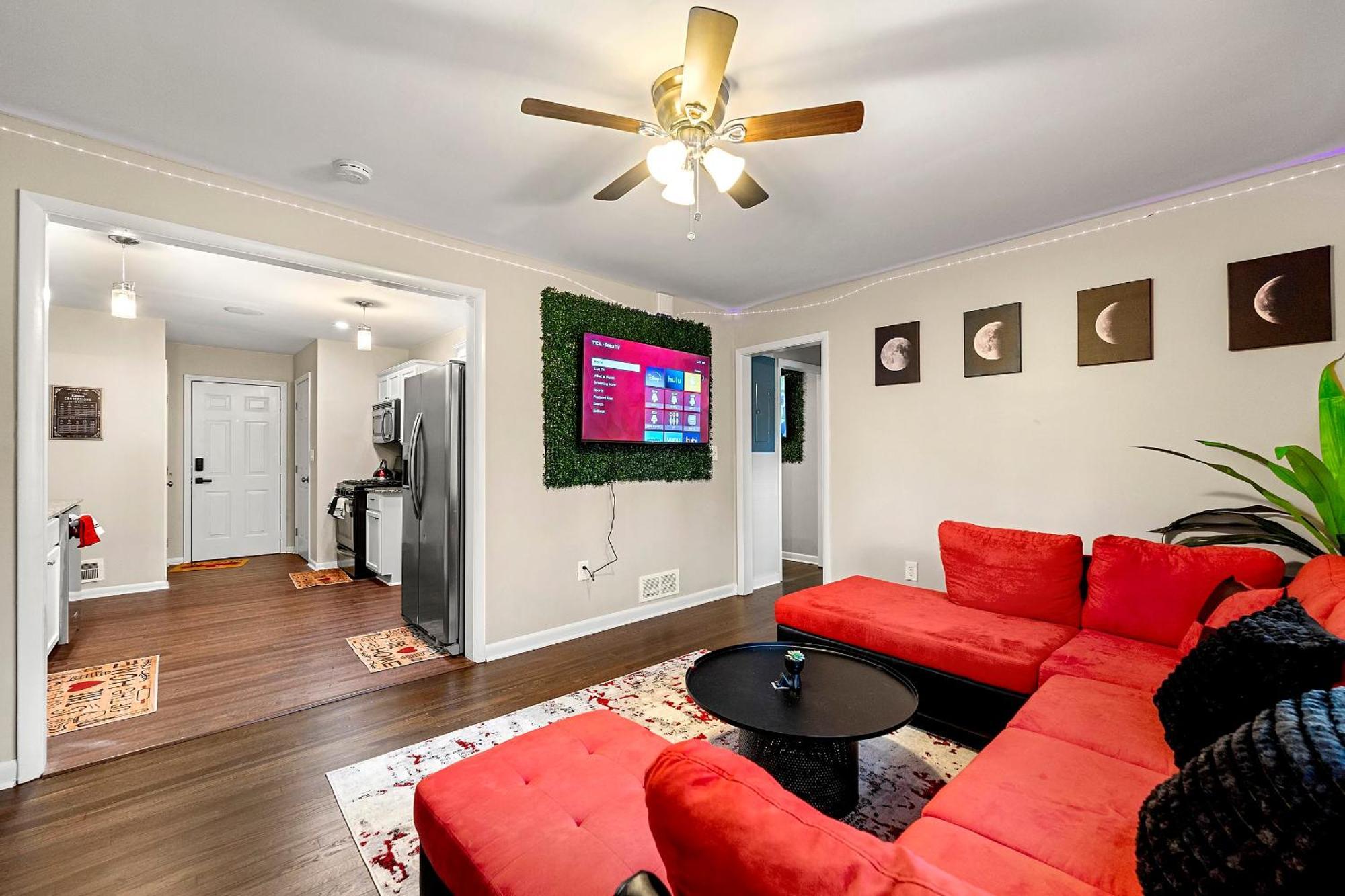 Rose's Lair In Atlanta